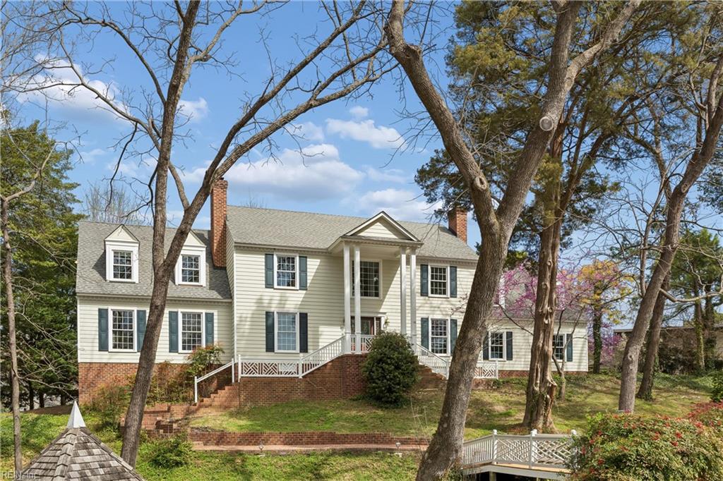 15 W Governor Drive Newport News VA 23602