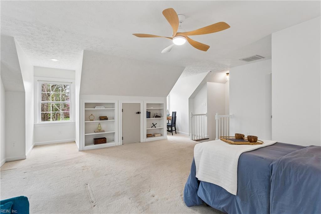 15 W Governor Drive Newport News VA 23602