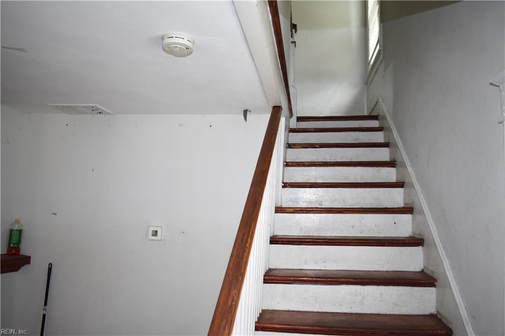 759 32nd Street Newport News VA 23607