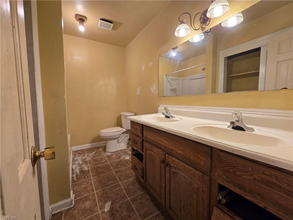 49 Peters Lane Newport News VA 23606