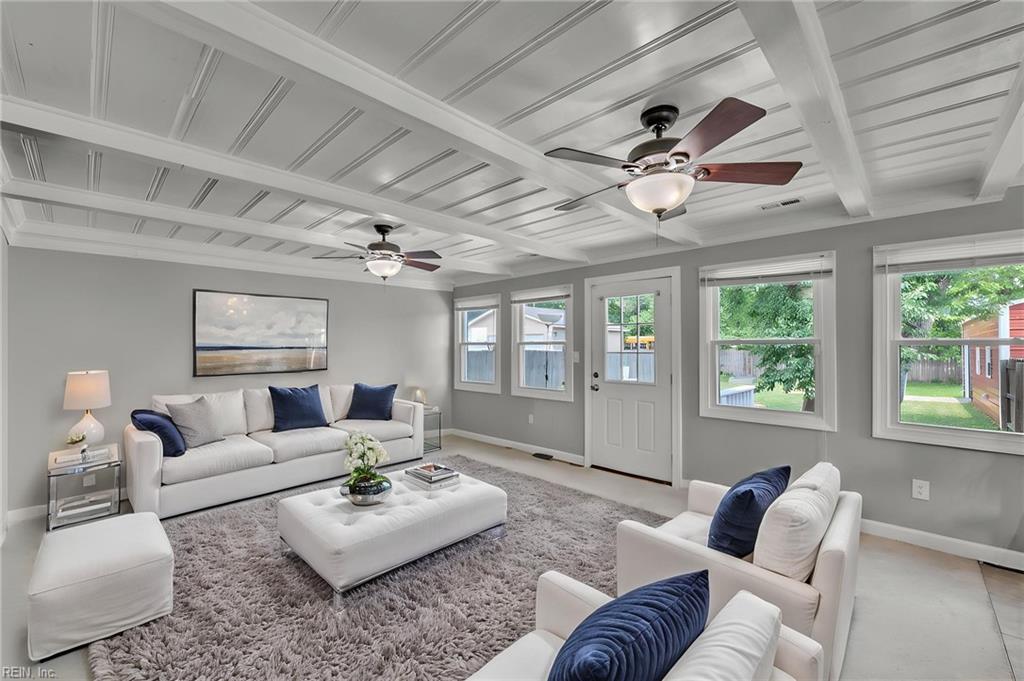 104 Oak Street Yorktown VA 23693