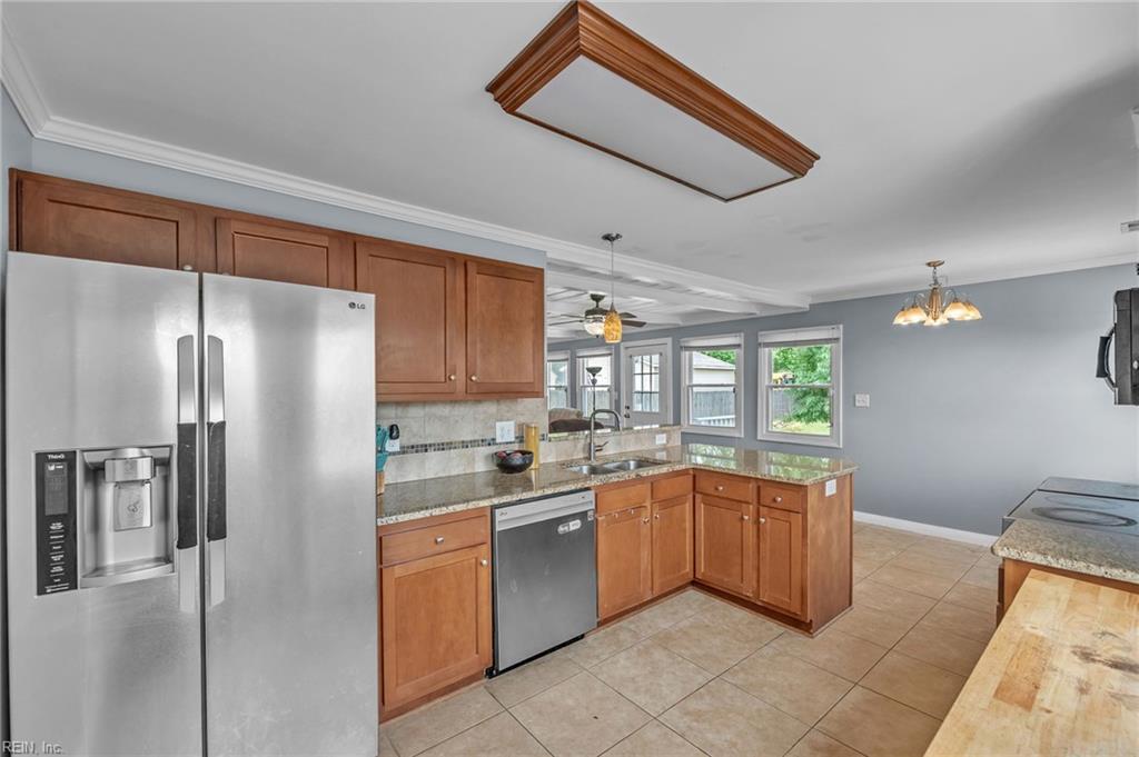 104 Oak Street Yorktown VA 23693