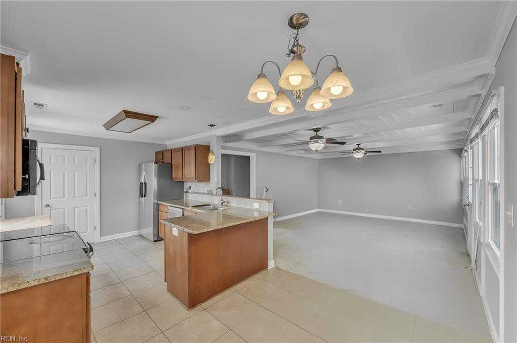 104 Oak Street Yorktown VA 23693