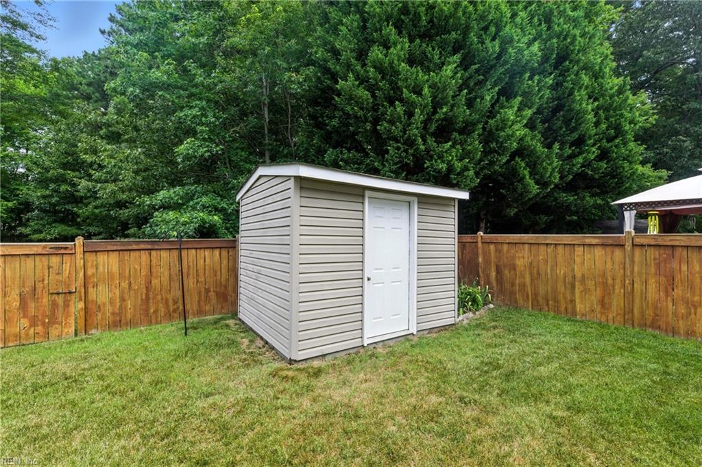 877 Holbrook Drive Newport News VA 23602