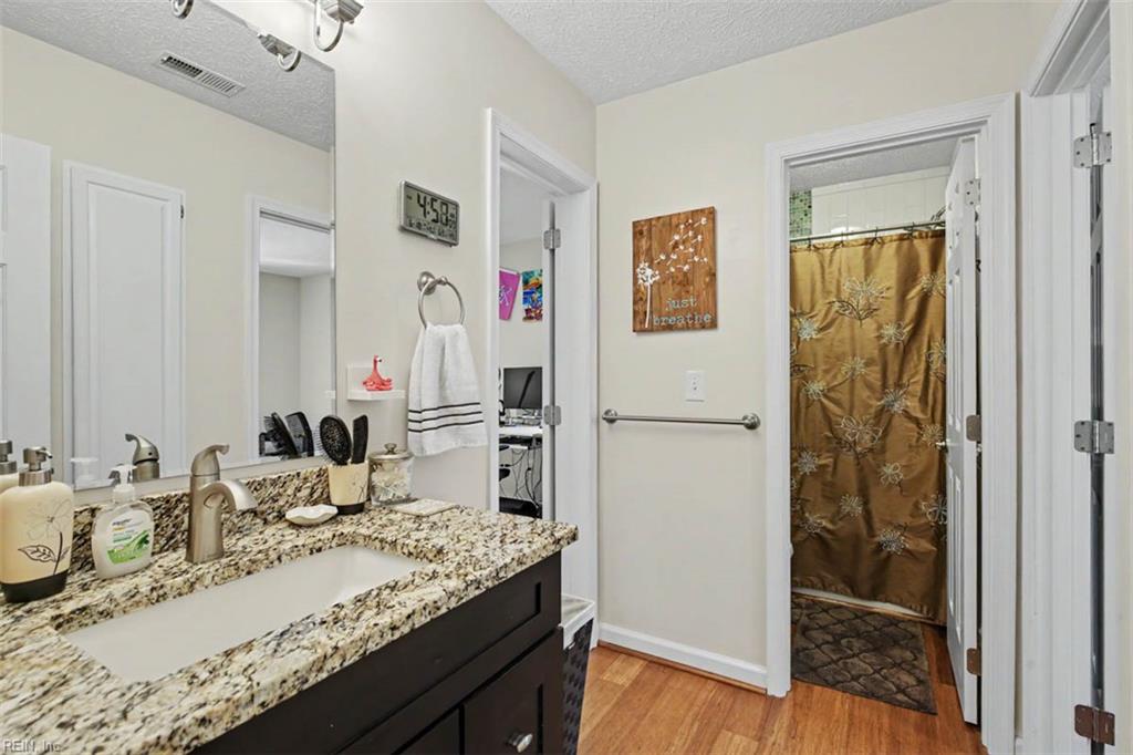 855 Lancaster Lane Newport News VA 23602