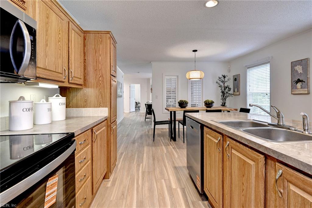 3154 Pond Lane Gloucester VA 23061