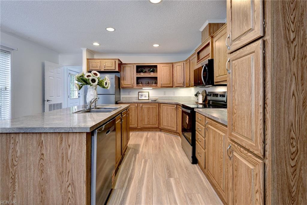 3154 Pond Lane Gloucester VA 23061