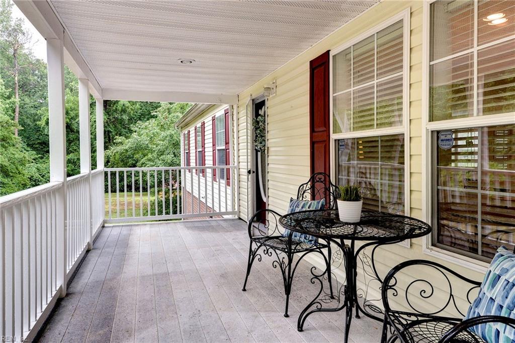 3154 Pond Lane Gloucester VA 23061