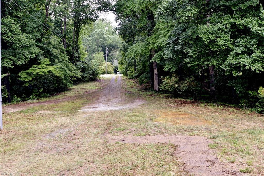 3154 Pond Lane Gloucester VA 23061