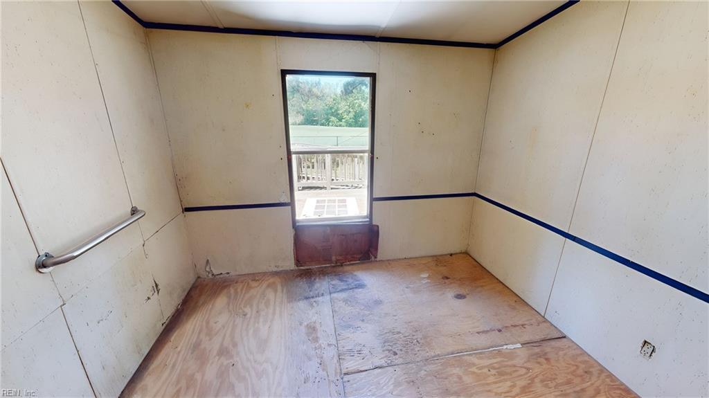 5080 Sandy Clay Lane Gloucester VA 23061