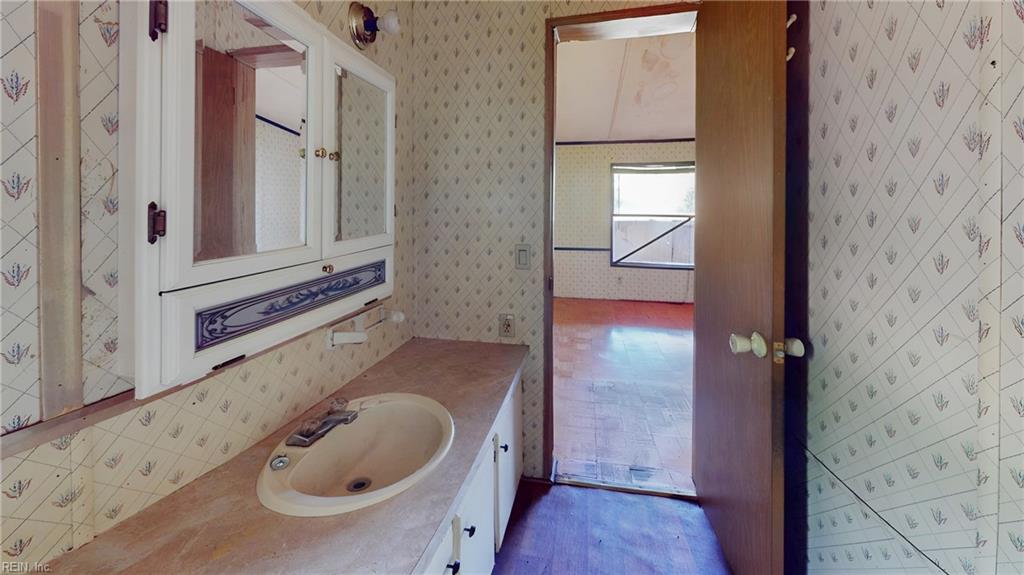 5080 Sandy Clay Lane Gloucester VA 23061