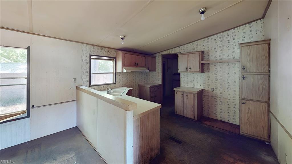 5080 Sandy Clay Lane Gloucester VA 23061
