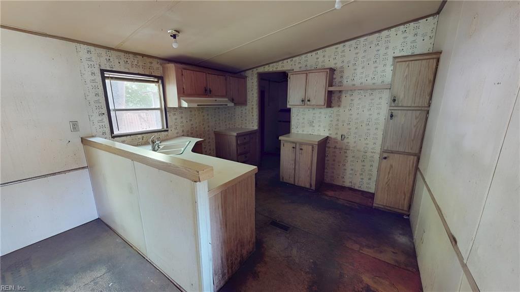5080 Sandy Clay Lane Gloucester VA 23061