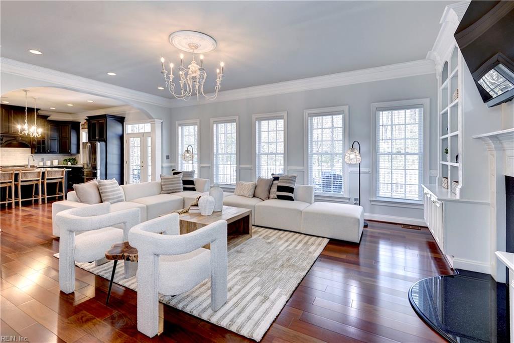 105 Mossock Williamsburg VA 23188