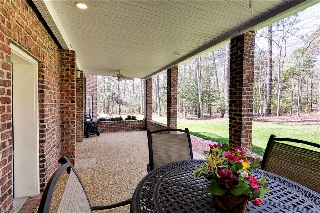 105 Mossock Williamsburg VA 23188