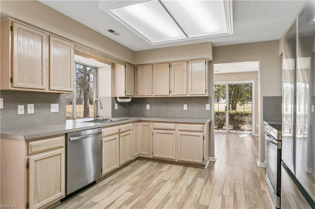 134 Sarazen Court Newport News VA 23602