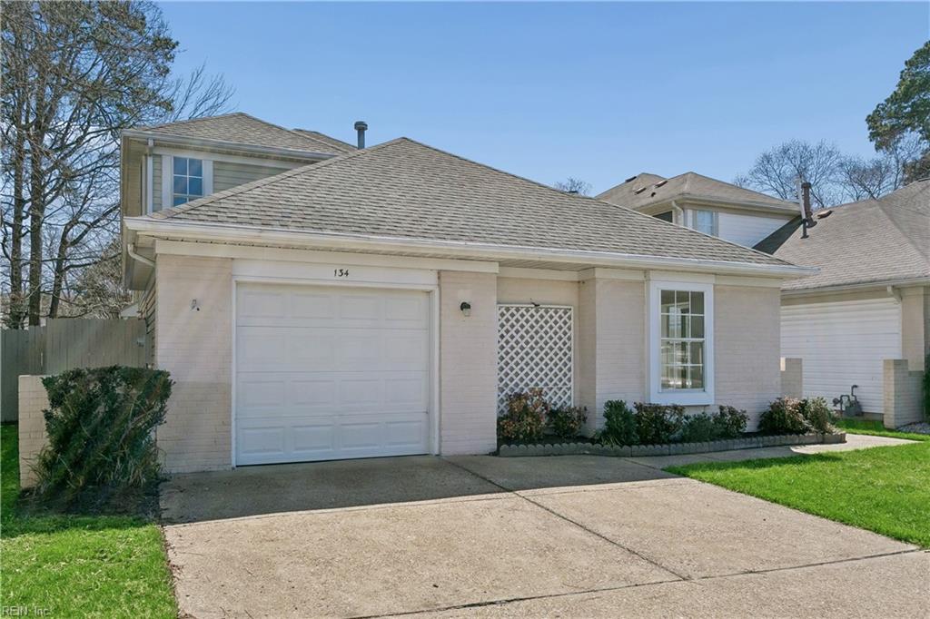 134 Sarazen Court Newport News VA 23602