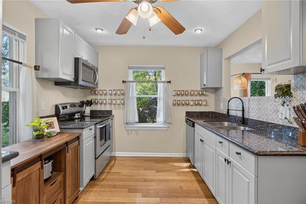 21 Sunset Road Newport News VA 23606