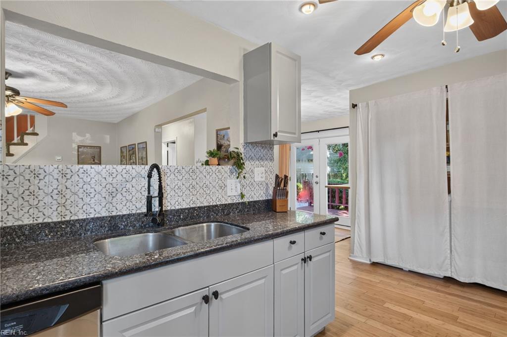 21 Sunset Road Newport News VA 23606