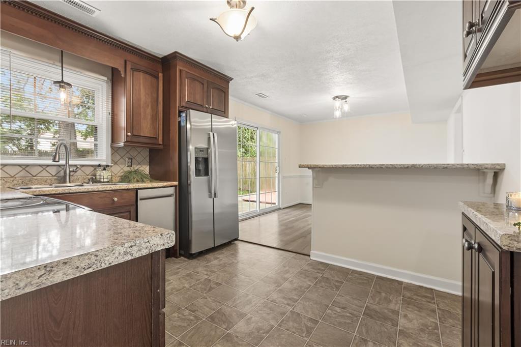 410 Chowan Place Newport News VA 23608