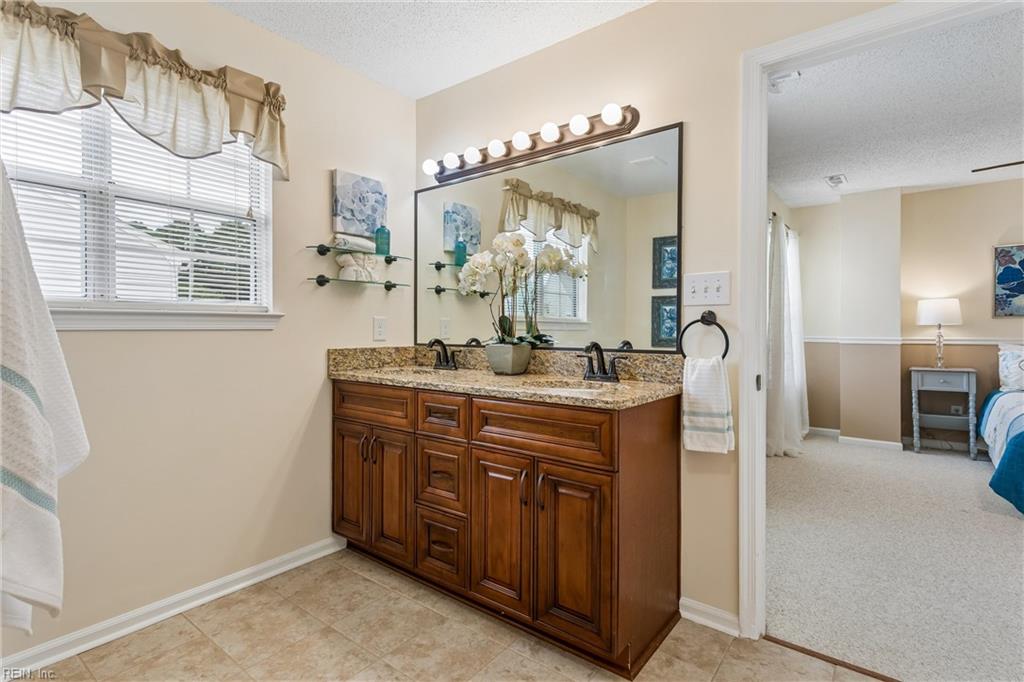 116 Lilburne Way Yorktown VA 23693