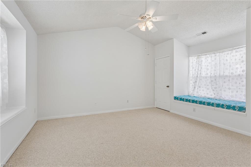 116 Lilburne Way Yorktown VA 23693