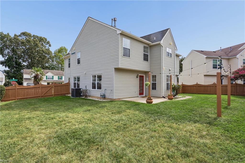 116 Lilburne Way Yorktown VA 23693