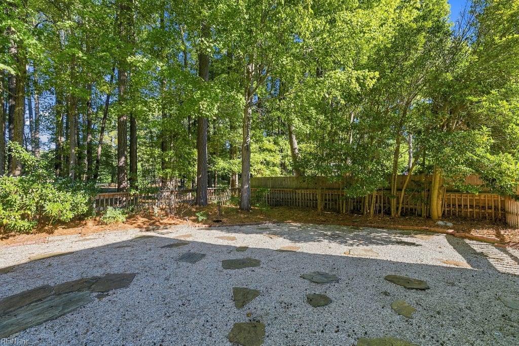 122 Crosspointe Court Yorktown VA 23693