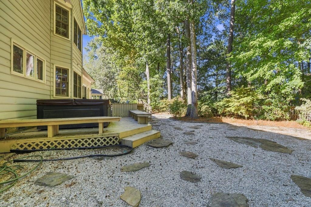 122 Crosspointe Court Yorktown VA 23693