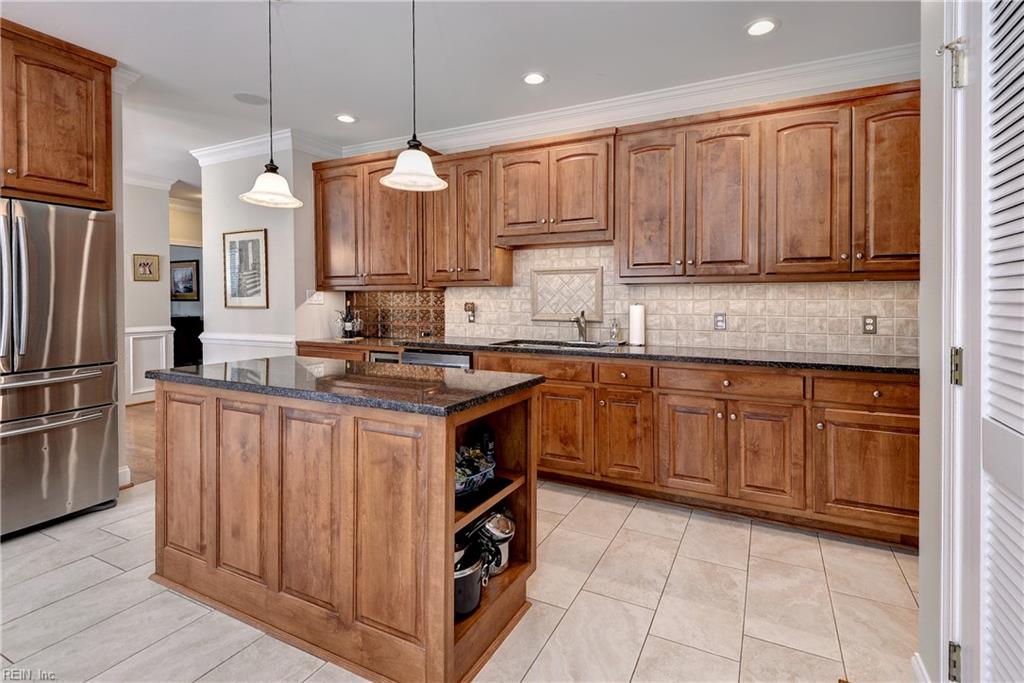169 Highland Williamsburg VA 23188