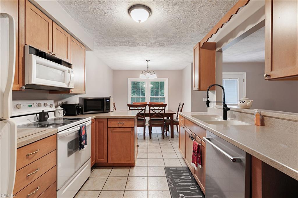 8174 Lord Fairfax Circle Gloucester VA 23061