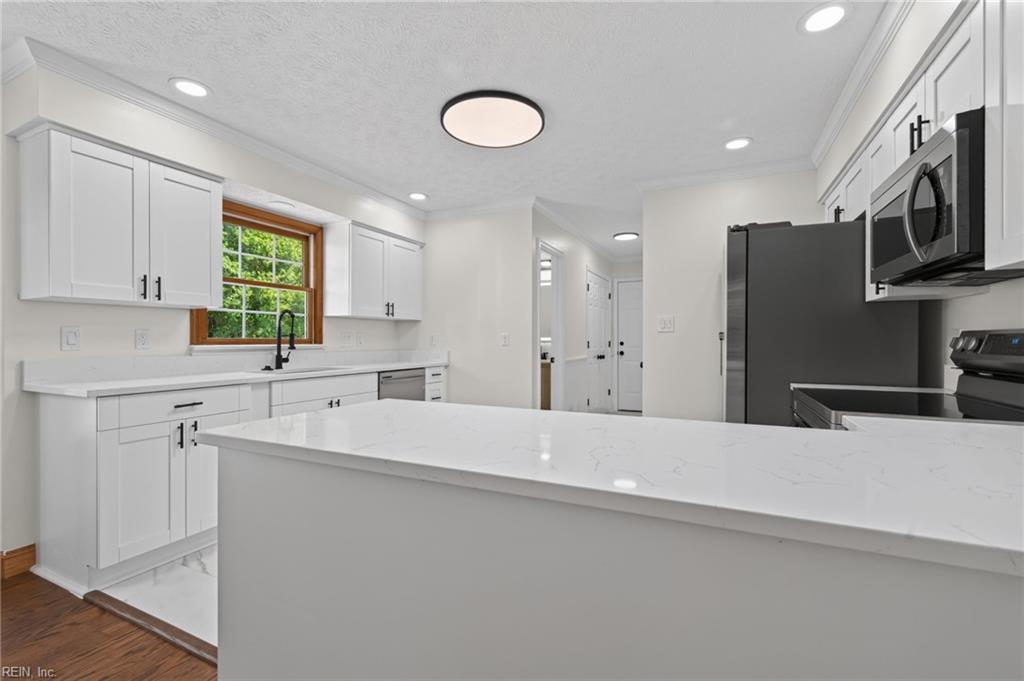 204 Halles Run Yorktown VA 23693