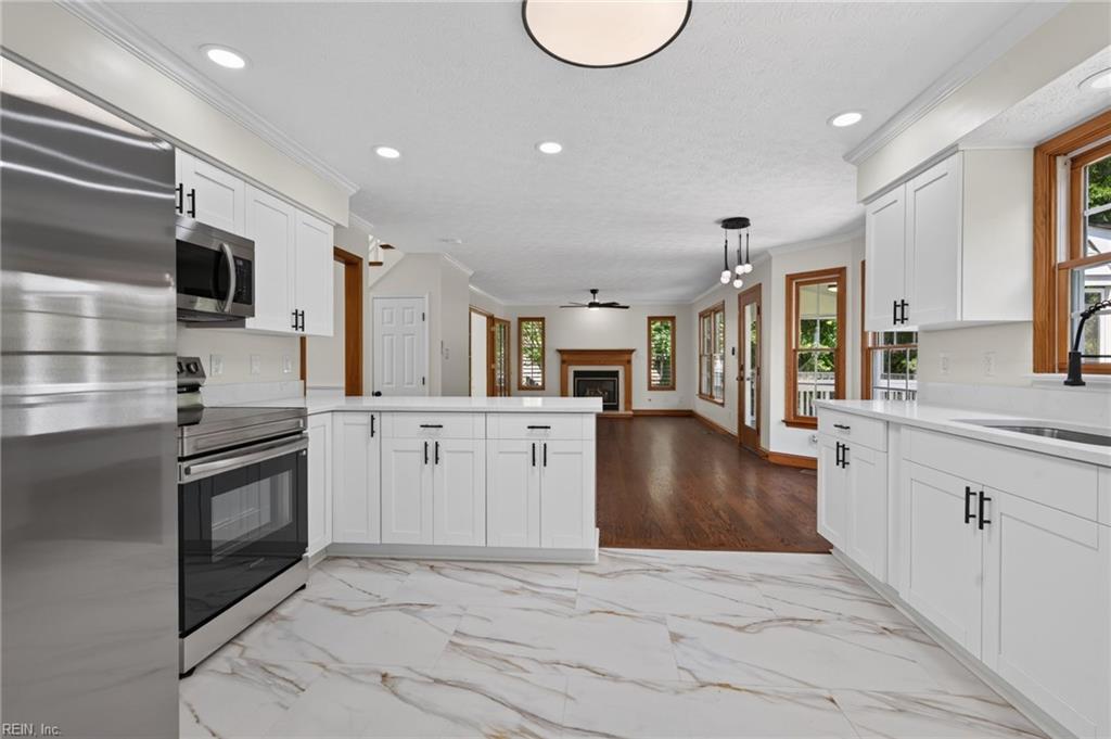 204 Halles Run Yorktown VA 23693