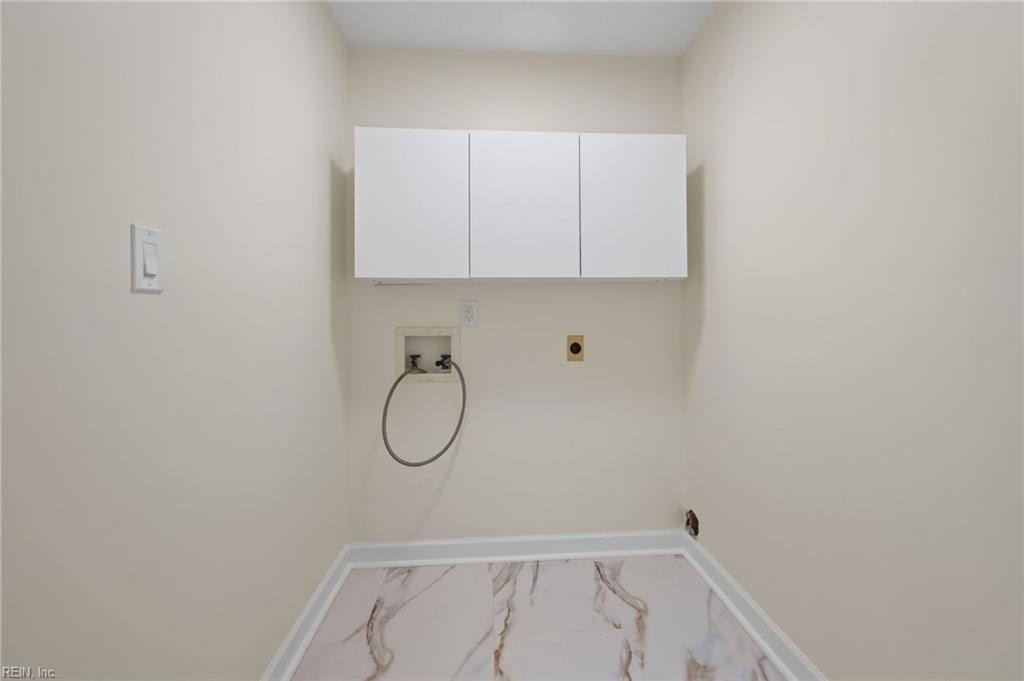 204 Halles Run Yorktown VA 23693