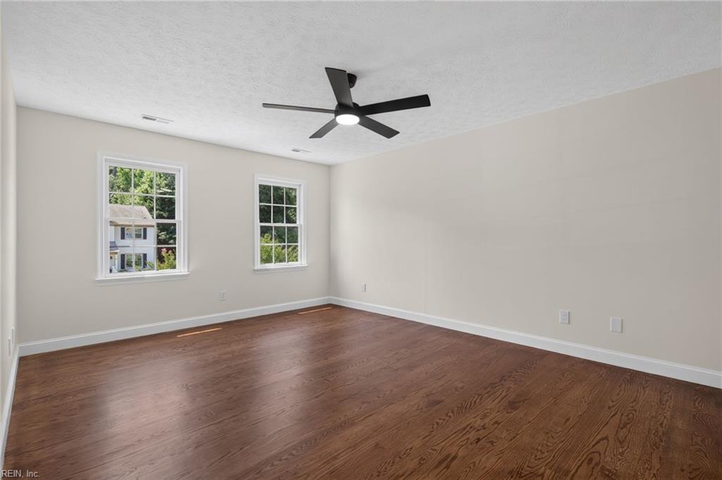 204 Halles Run Yorktown VA 23693