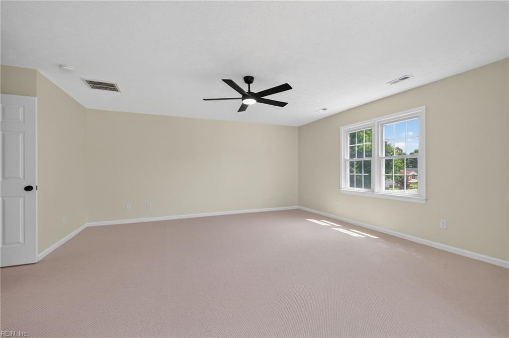204 Halles Run Yorktown VA 23693