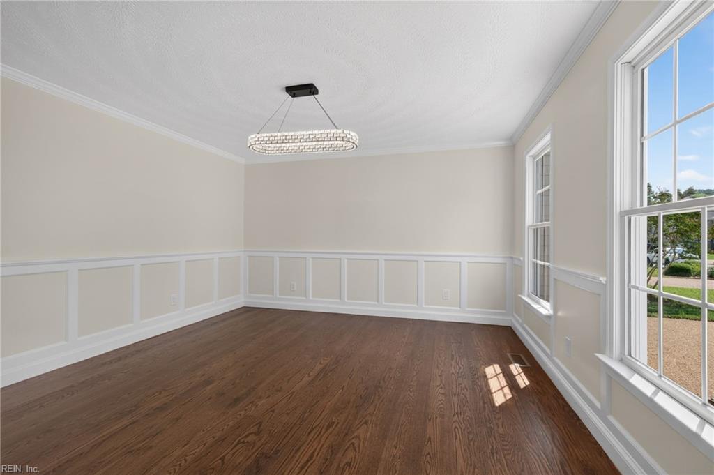 204 Halles Run Yorktown VA 23693