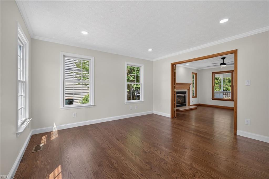 204 Halles Run Yorktown VA 23693