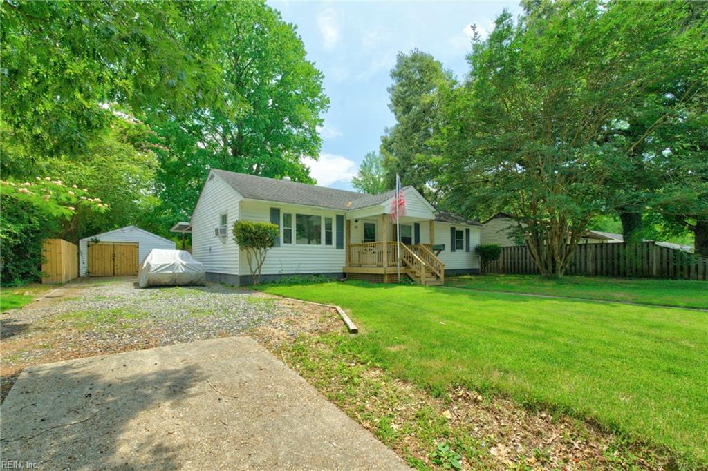 20 Woodhaven Road Newport News VA 23608