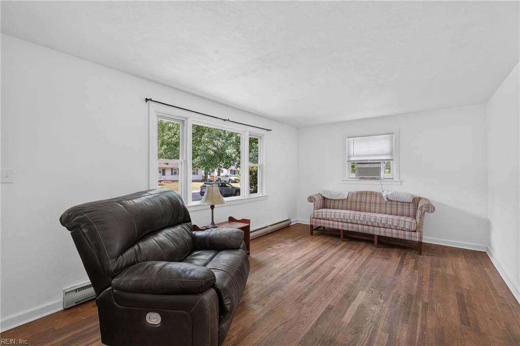 20 Woodhaven Road Newport News VA 23608