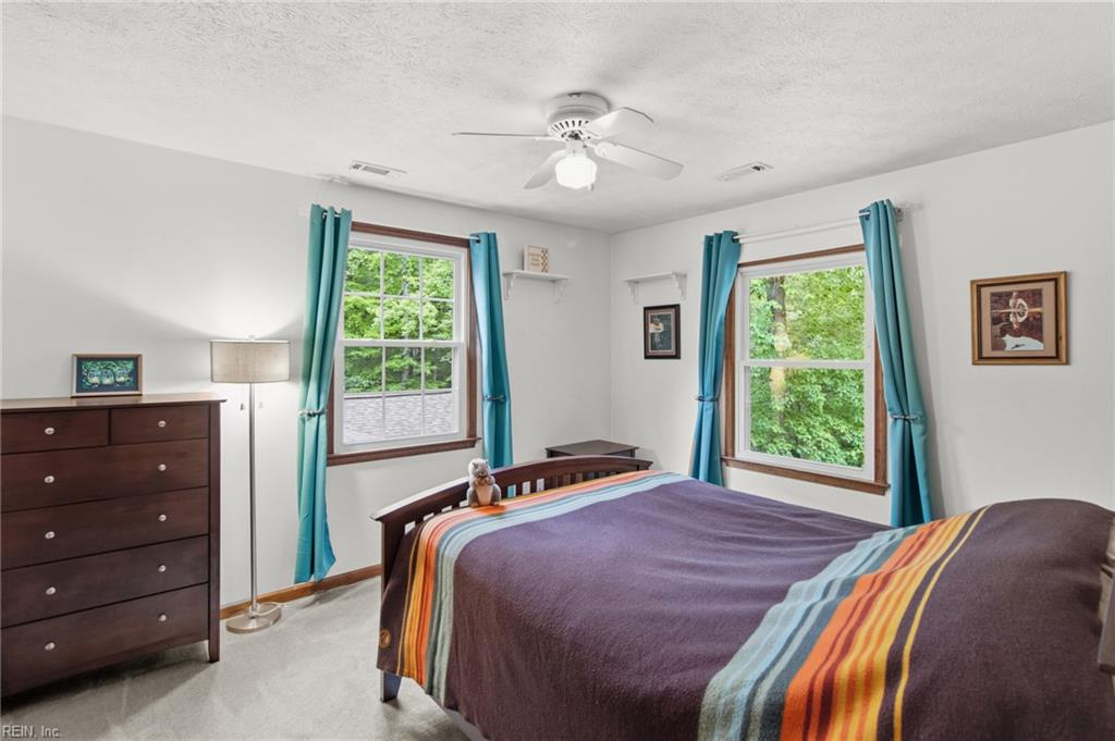 152 The Maine Williamsburg VA 23185