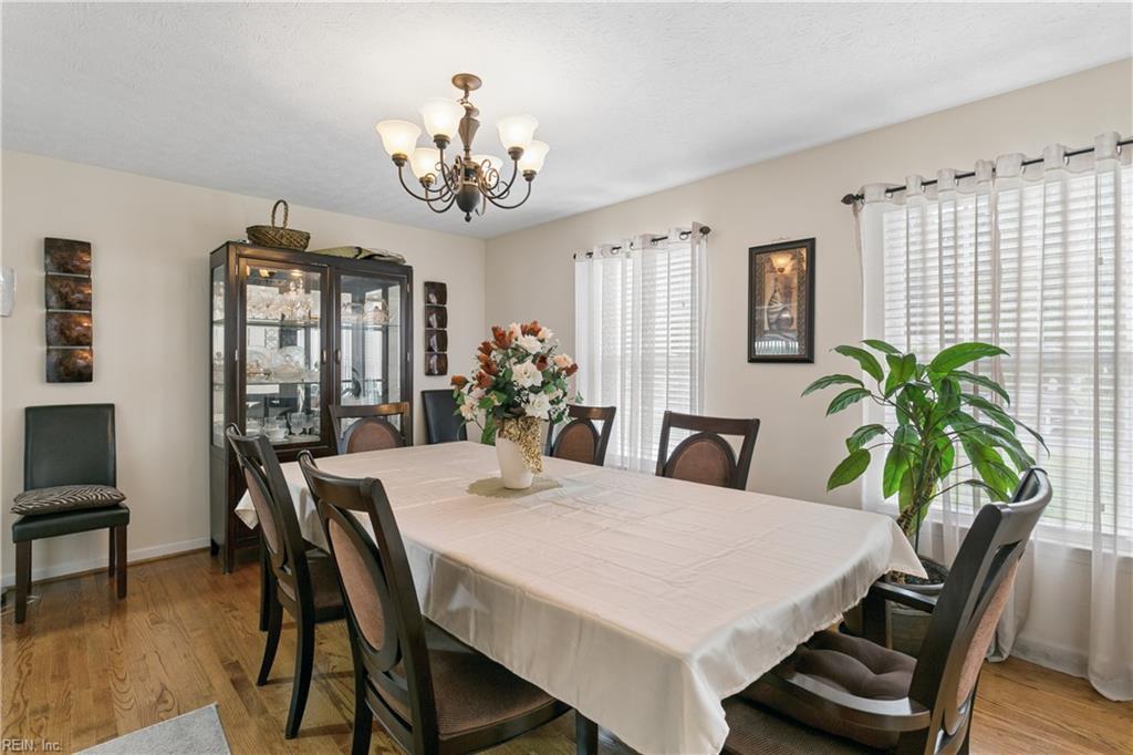 211 Bayberry Lane Yorktown VA 23693