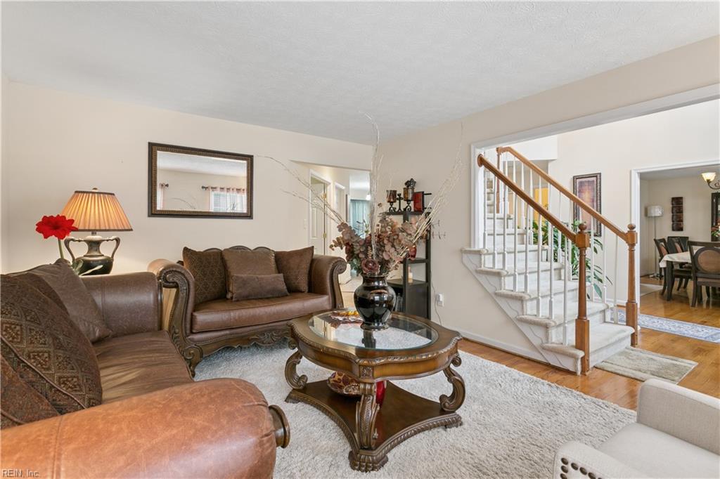 211 Bayberry Lane Yorktown VA 23693