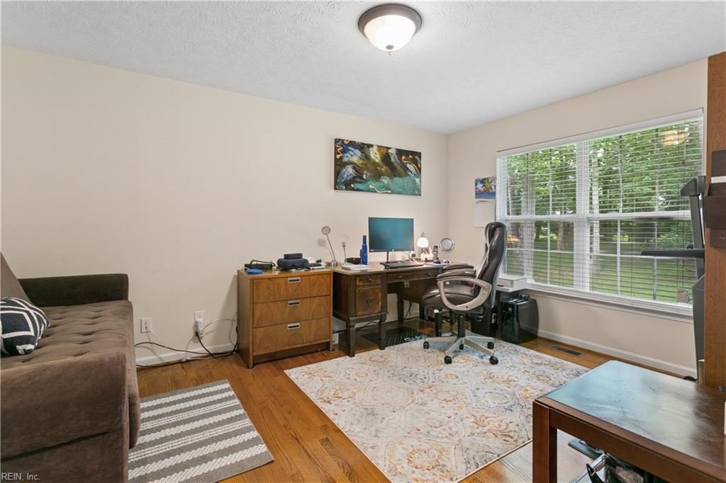 211 Bayberry Lane Yorktown VA 23693