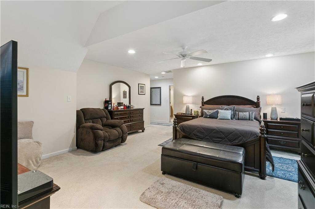 211 Bayberry Lane Yorktown VA 23693