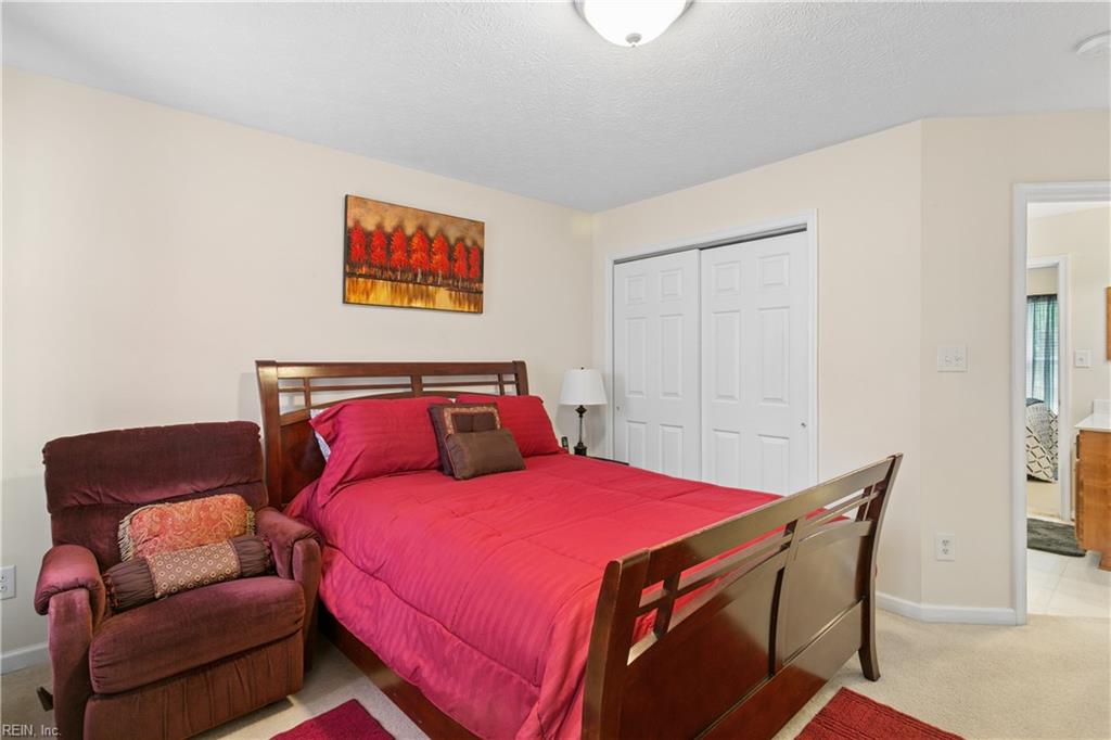 211 Bayberry Lane Yorktown VA 23693