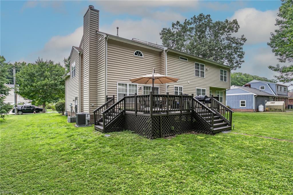 211 Bayberry Lane Yorktown VA 23693