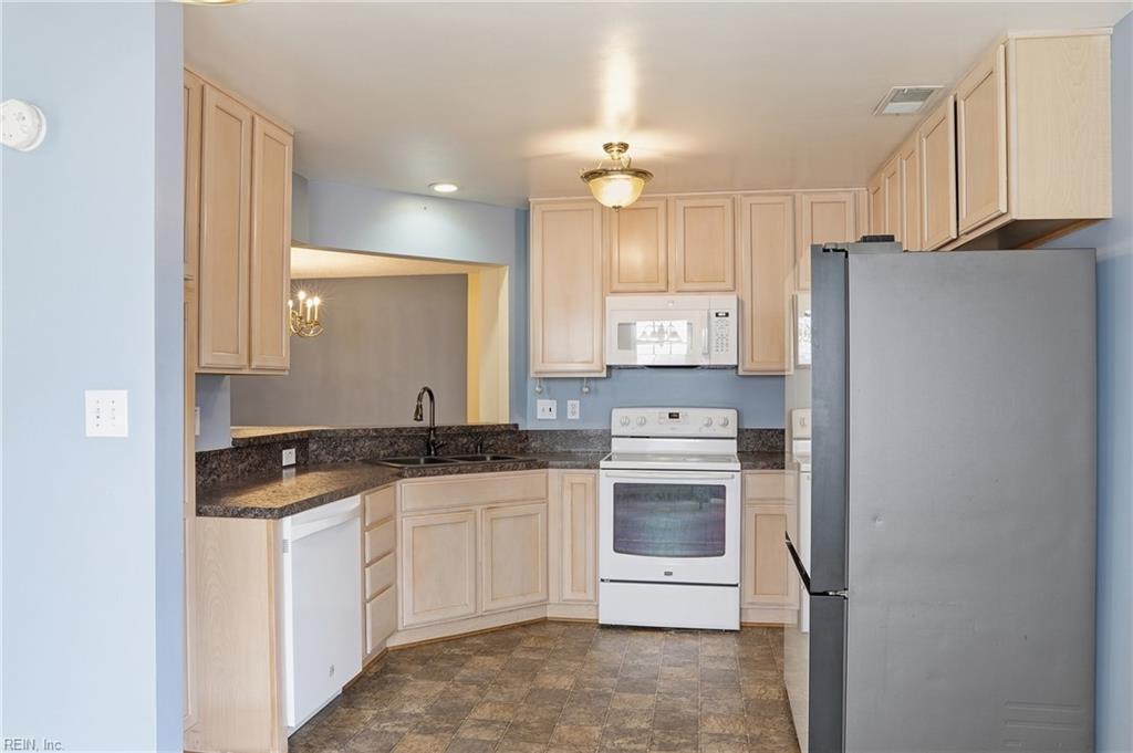 891 Holbrook Drive Newport News VA 23602