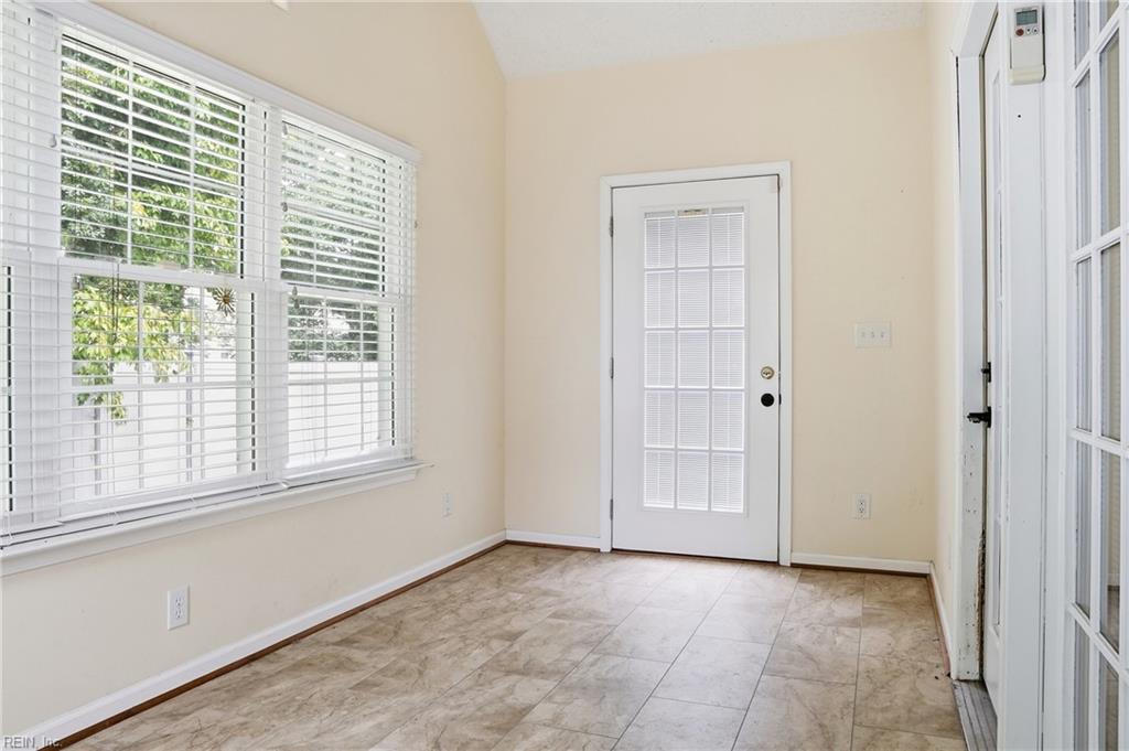891 Holbrook Drive Newport News VA 23602