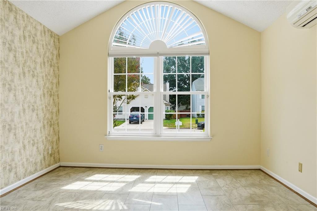891 Holbrook Drive Newport News VA 23602